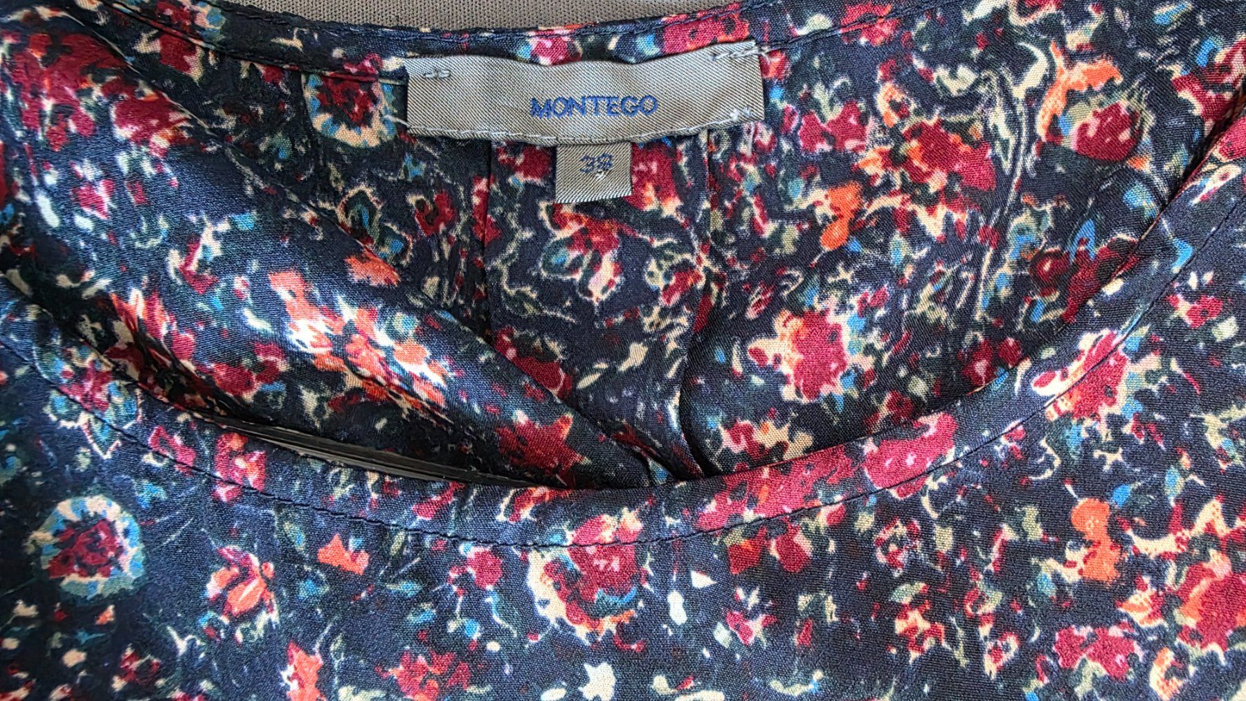 Camicette: Bluse kurzer Arm von Montego – Usato da Dübendorf venduto da Jolenia 3