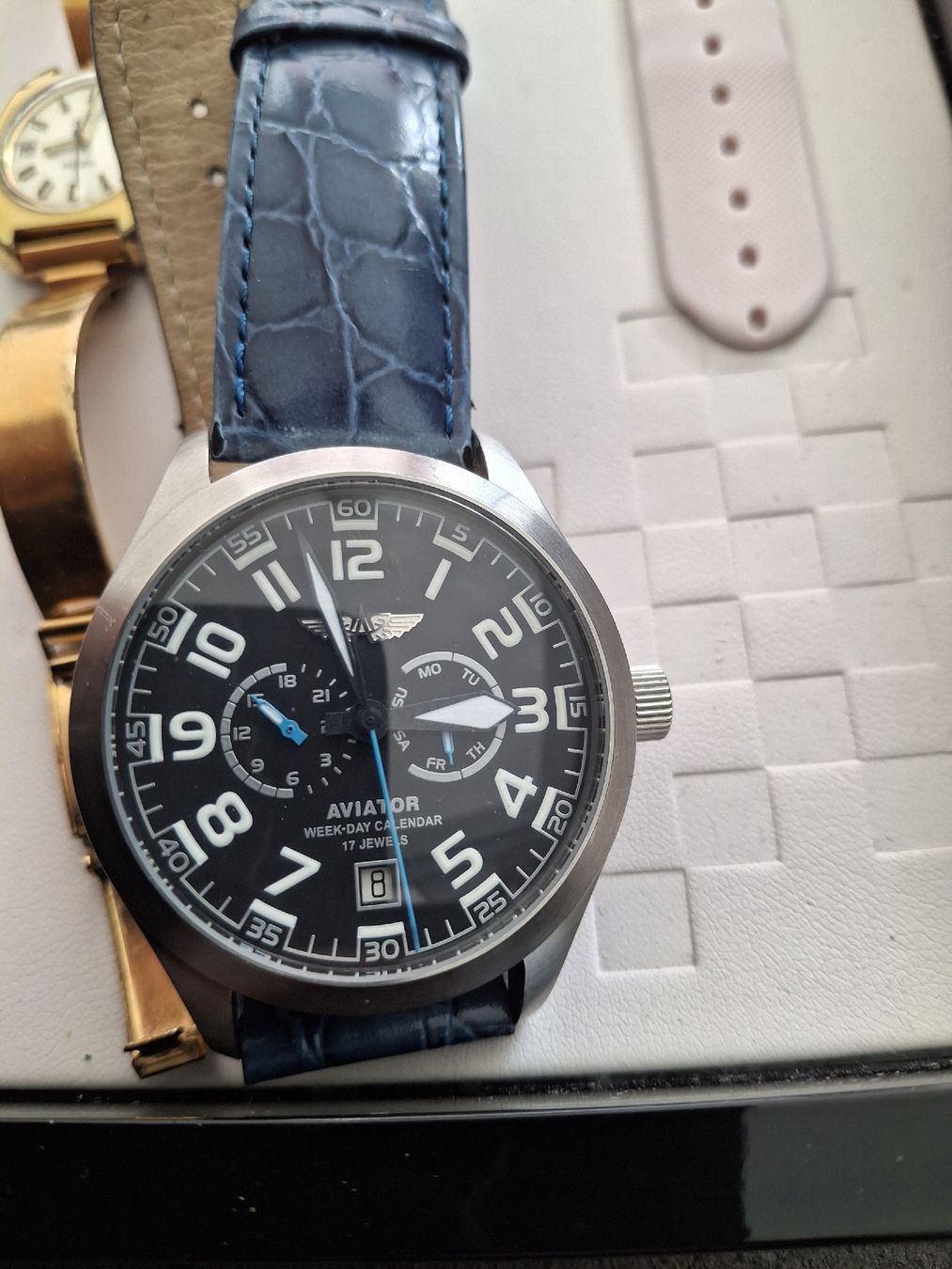 Orologi: Uhrenlot 25,Stk Ab 1.- Chf. – Difettoso da Reiden venduto da Flomy-72 5