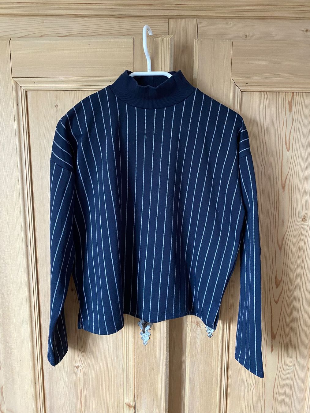 Maglioni & Felpe: Pullover SPARKZ dunkelblau weiss gestreift Grösse S – Usato da Balgach venduto da liv_s9xj