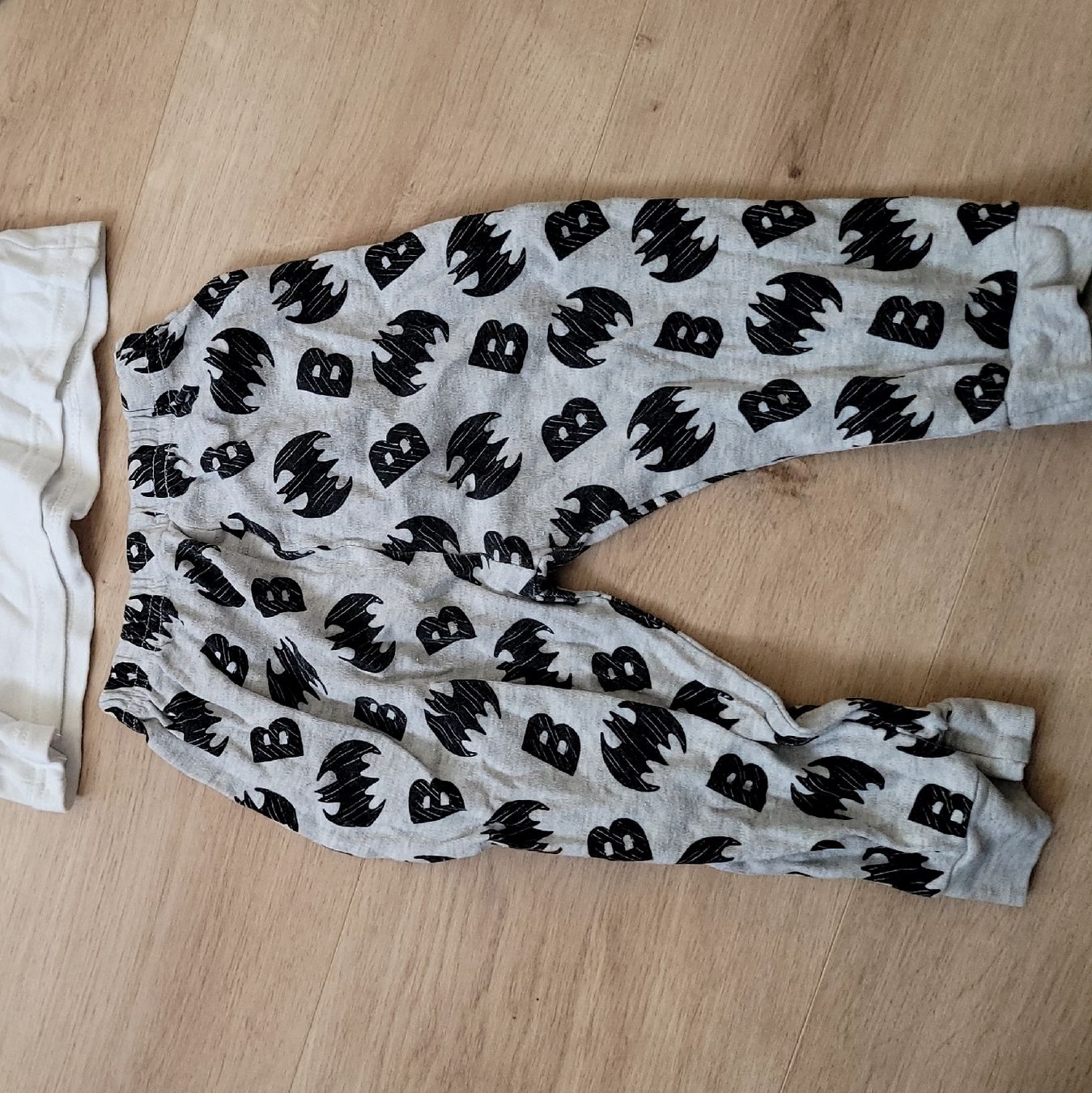 Pigiama & Simili: Pyjama Batman Gr. 86 – Usato da Lupsingen venduto da sta_wgg5 4