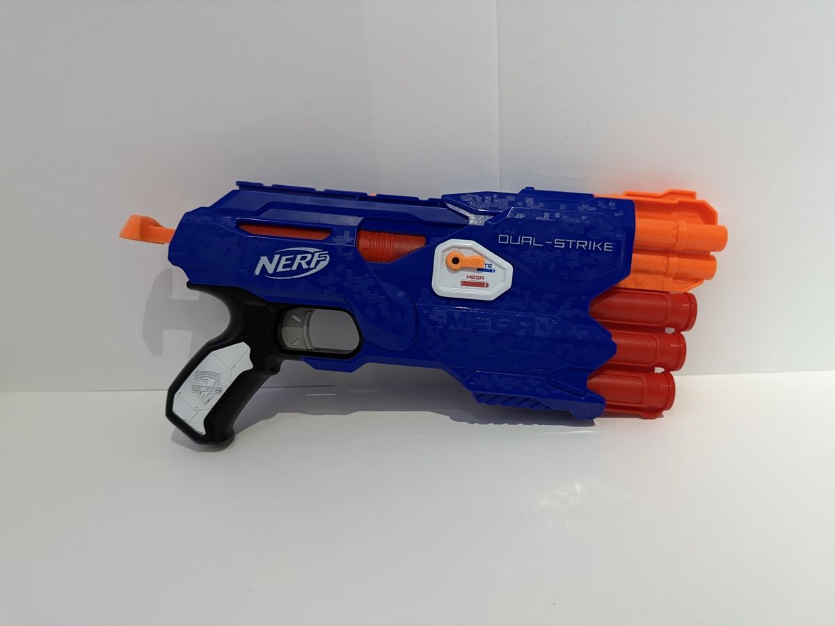 Giocattoli: Nerf Dual-Strike – Usato da Gutenswil venduto da Cresto