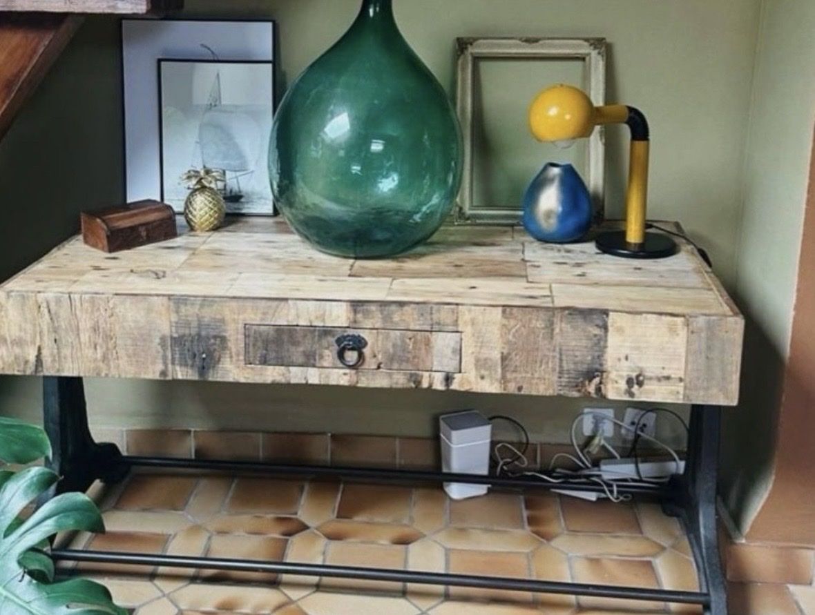 Tavoli: Industrial Table/ Desk, Unique Design! – Usato da Vevey venduto da ledidream