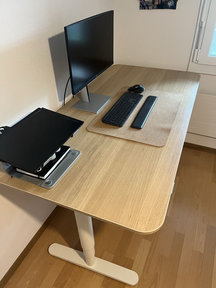 Schreibtische: Standing Desk height adjustable white oak effect – Gebraucht aus Stans von isa_8tm5 1