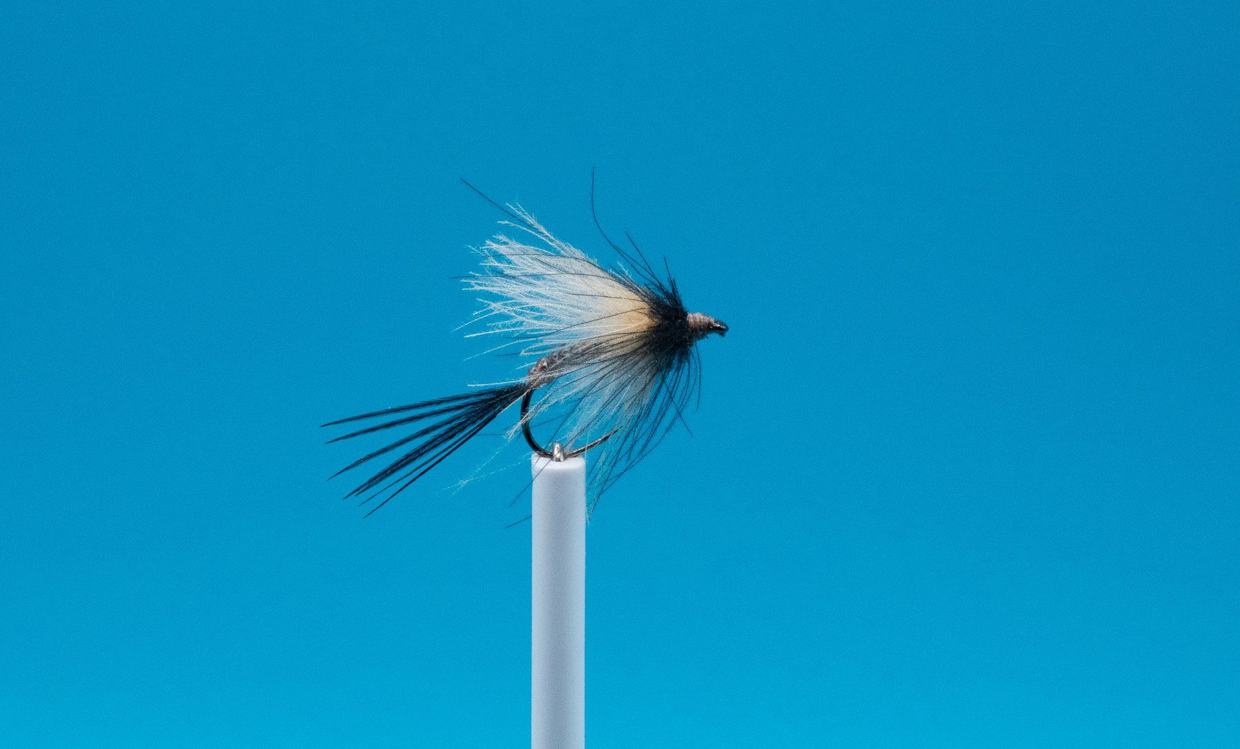 Esche: 20 verschiedene Fliegen und Nymphen – Nuovo e nell'imballaggio originale da Grenchen venduto da firefly2000 5