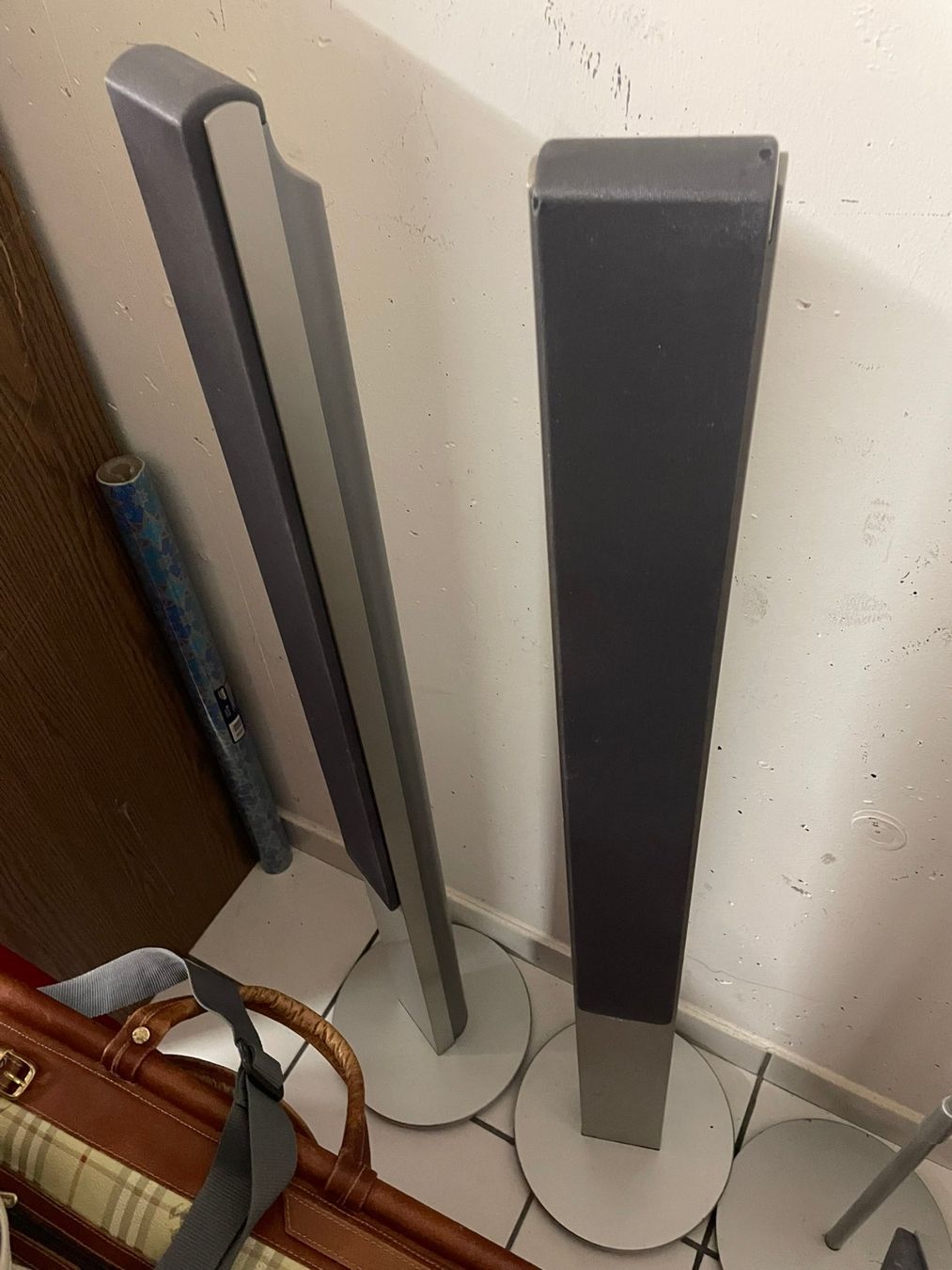 Sony Lautsprecher: 4 Sony Surround Lautsprecher – Gebraucht aus Hochfelden von Kinga69 4