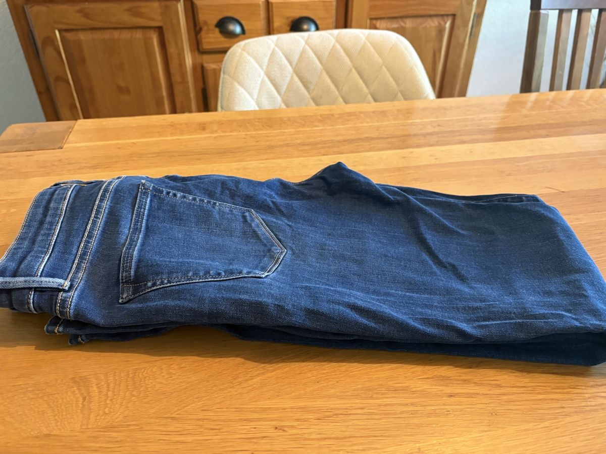 S.Oliver Jeans: Jeans S.Oliver taille W 38 – Usato da Attalens venduto da Skorpionica 2