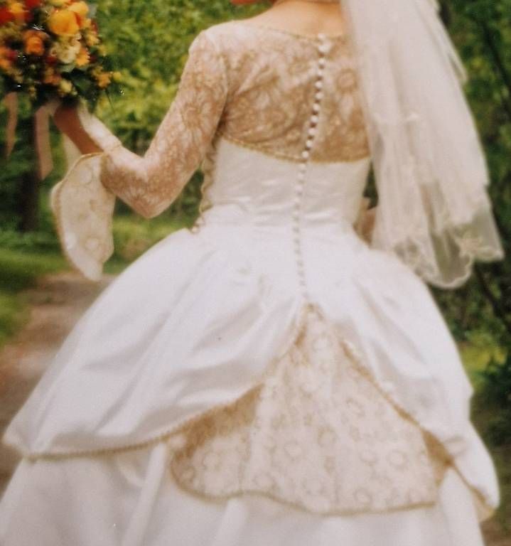 Vestiti: Robe de mariée – Usato da Remaufens venduto da Misy 3