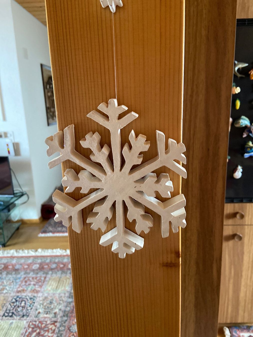Globus Tutte le decorazioni: 3 Schneesterne Holz, sehr dekorativ aufhängen oder einzeln – Nuovo (secondo la descrizione) da Thalwil venduto da Sommerwende 2