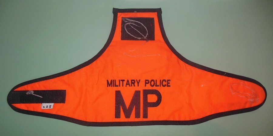 Schweizer Armee Uniformi: Swisscoy MP - Armbinde – Usato da Zwillikon venduto da Boban69 3