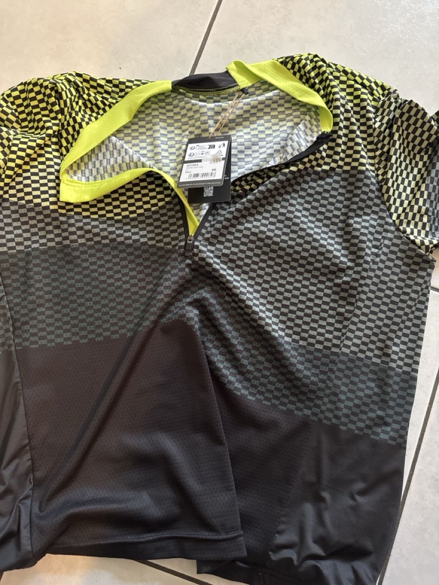 T-Shirts: Ziemer – Neu und originalverpackt aus Rekingen AG von Calvin1995
