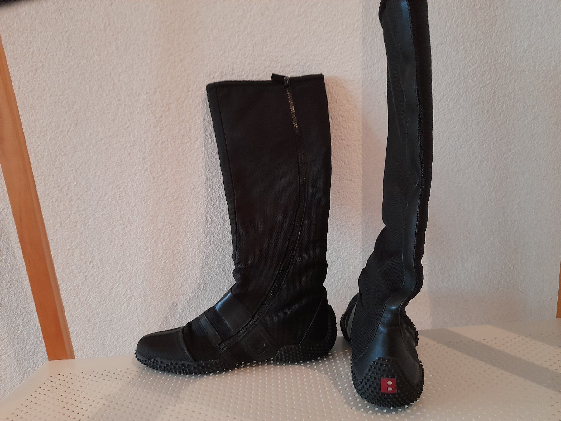 Bally Scarpe da donna: Bottes Bally noires – Nuovo (secondo la descrizione) da Mont-sur-Lausanne venduto da Pioutch 1