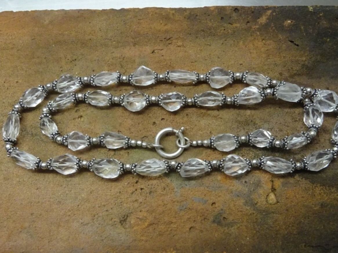 Catenine: Bergkristall Kette im Rosenschliff – Usato da Esslingen venduto da FetteSchnecke 1