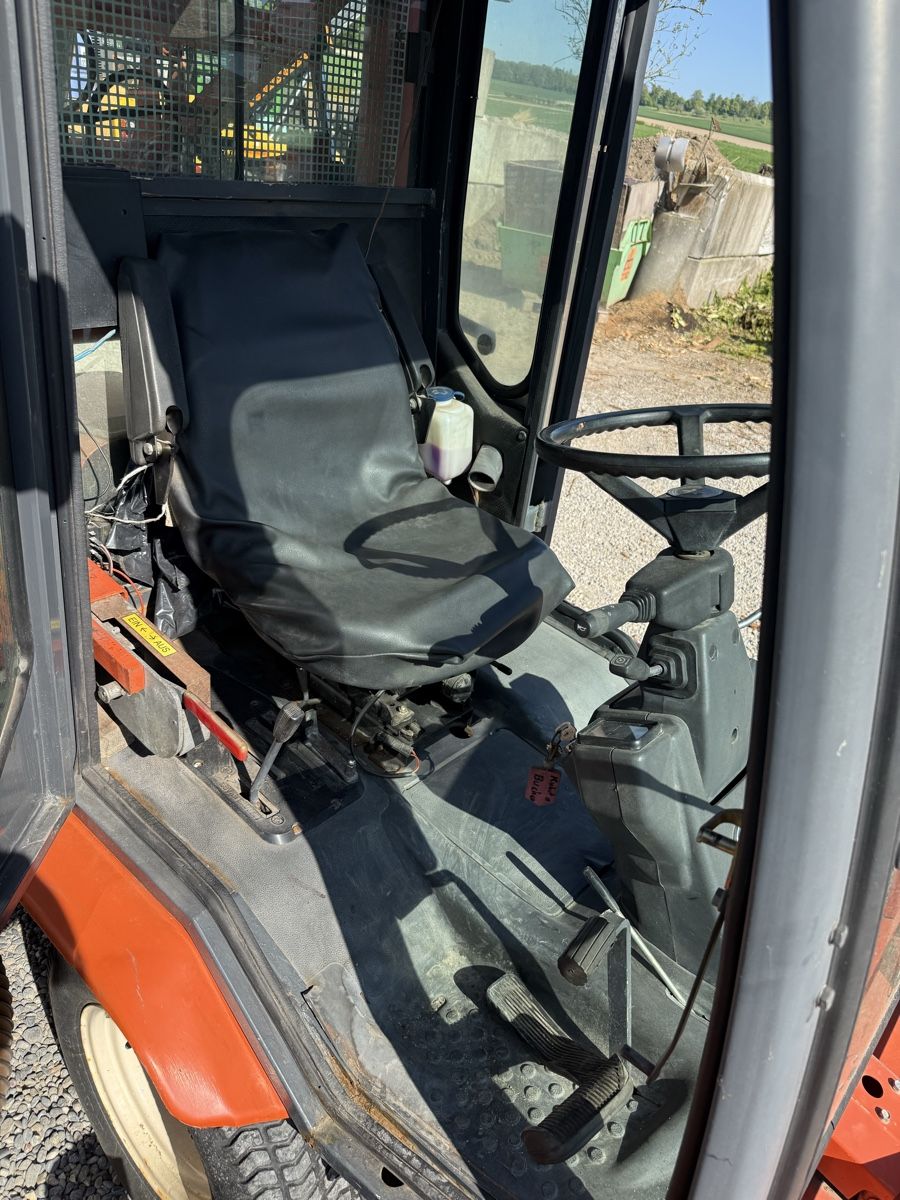 Bucher Trattori: Bucher Mäher (Traktor) – Usato da Hausen AG venduto da Patrick975 1