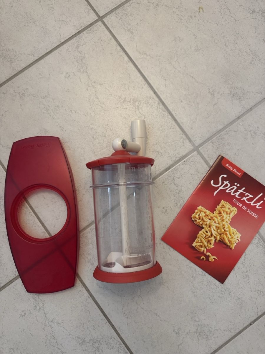 Betty Bossi Küchengeräte: BettiBossi Spätzler SpätzliBlitz – Neu (gemäss Beschreibung) aus Pfäffikon SZ von Anfh8806