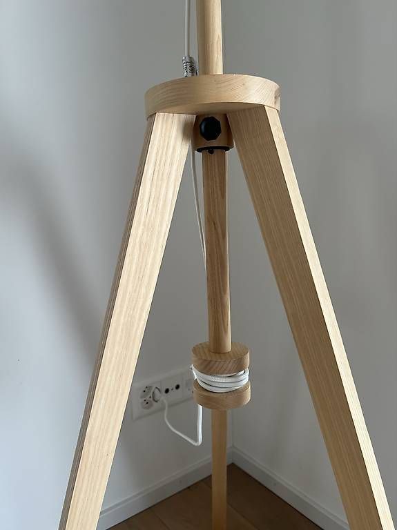 Lampade: IKEA LAUTERS Floor Lamp  Ash/White – Usato da Zug venduto da pai_pf8z 2