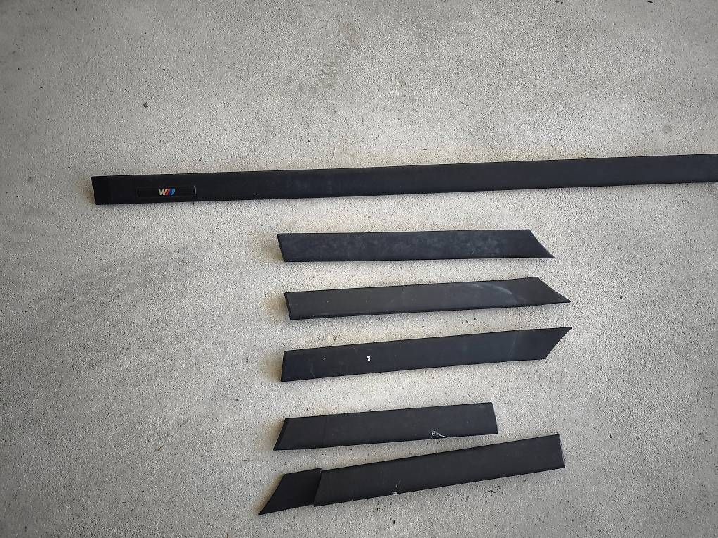 Tutti pezzi di ricambio auto: BMW E36 M3 Coupe diverse Seiten leisten. – Usato da Zihlschlacht venduto da rad_vvm9 2