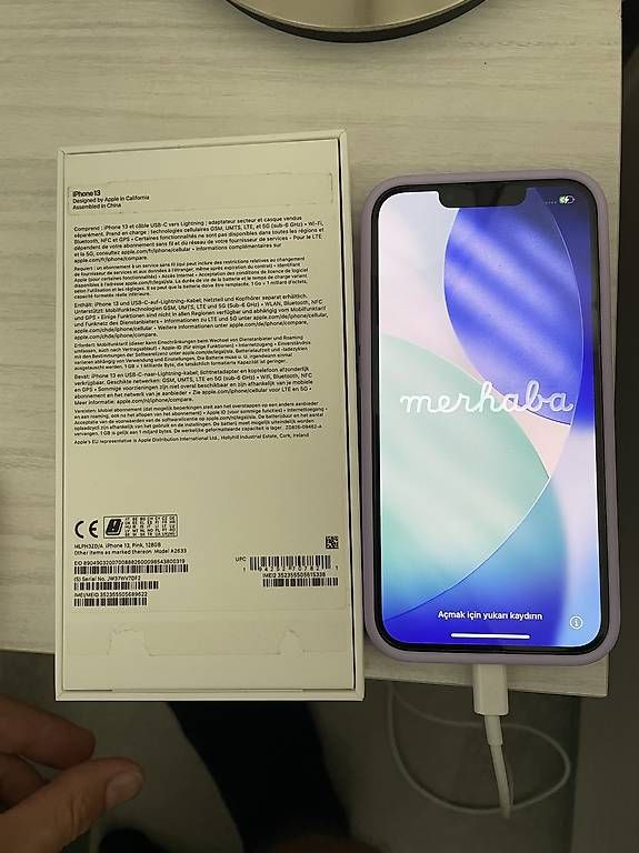 Handys / Smartphones: iPhone 13 128GB – Gebraucht aus Bellinzona von nat_2yhz 1