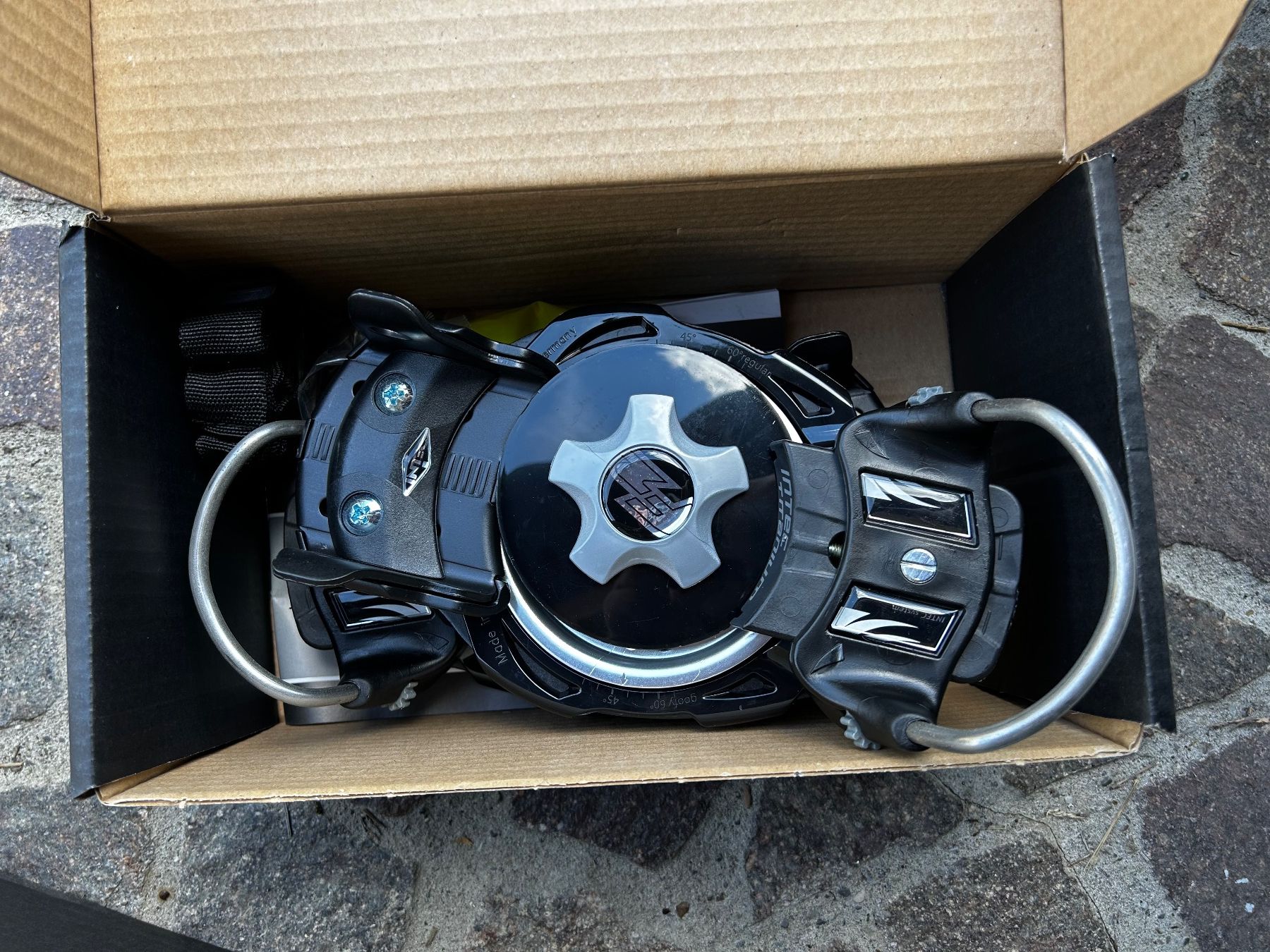 Bindungen: Snowboard Bindung F2 – Neu und originalverpackt aus Winterthur von af25io 1