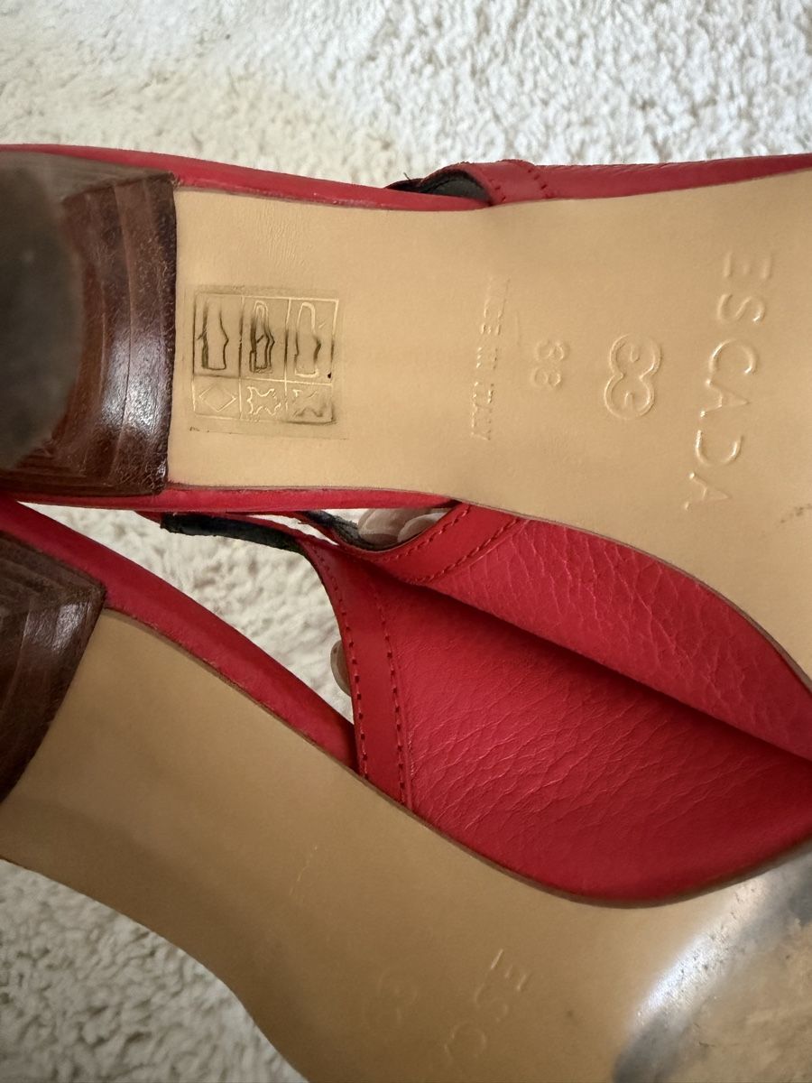 Escada Chaussures femmes: Escada sling back 38 – D'occasion à Schaffhausen par Nadiuna 3
