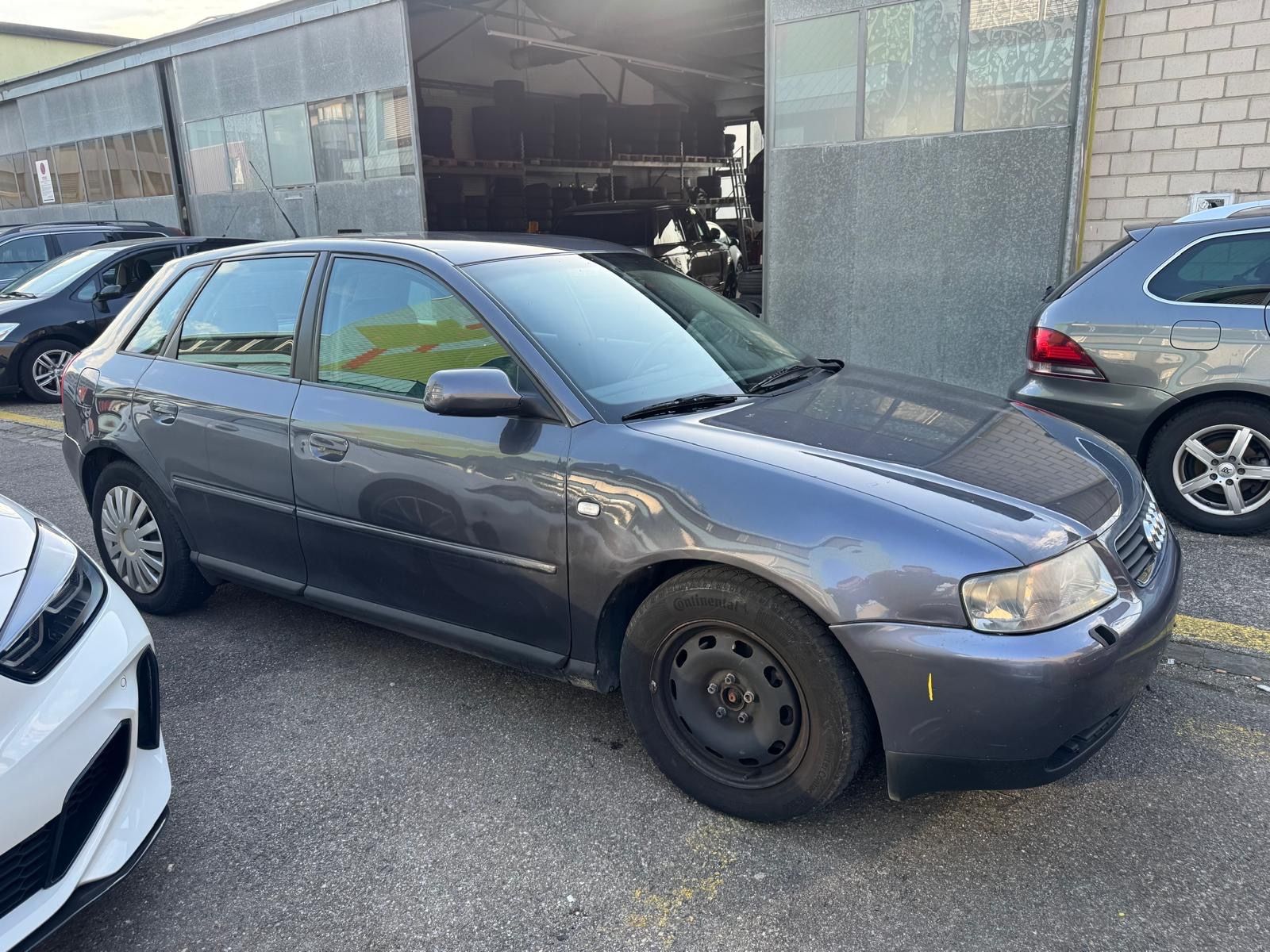 Audi Automobili: Audi A3 1.8 Automat – Usato da Eschen venduto da kingkong010 1
