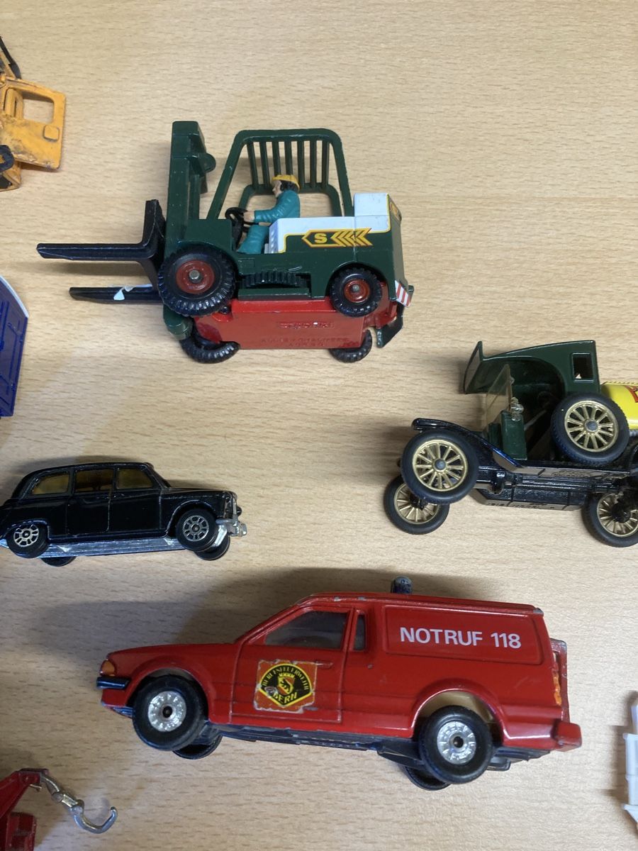 Giocattoli: Alte corgi Autos – Usato da Niederuzwil venduto da Miami1999 2