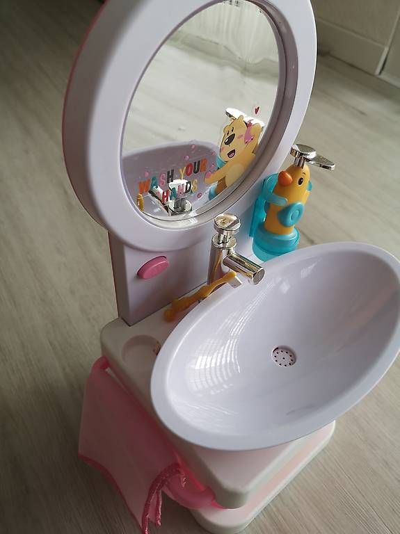 Bambole: Baby Born Handwaschtisch Spielzeug – Usato da Ostermundigen venduto da lid_sg9q 1