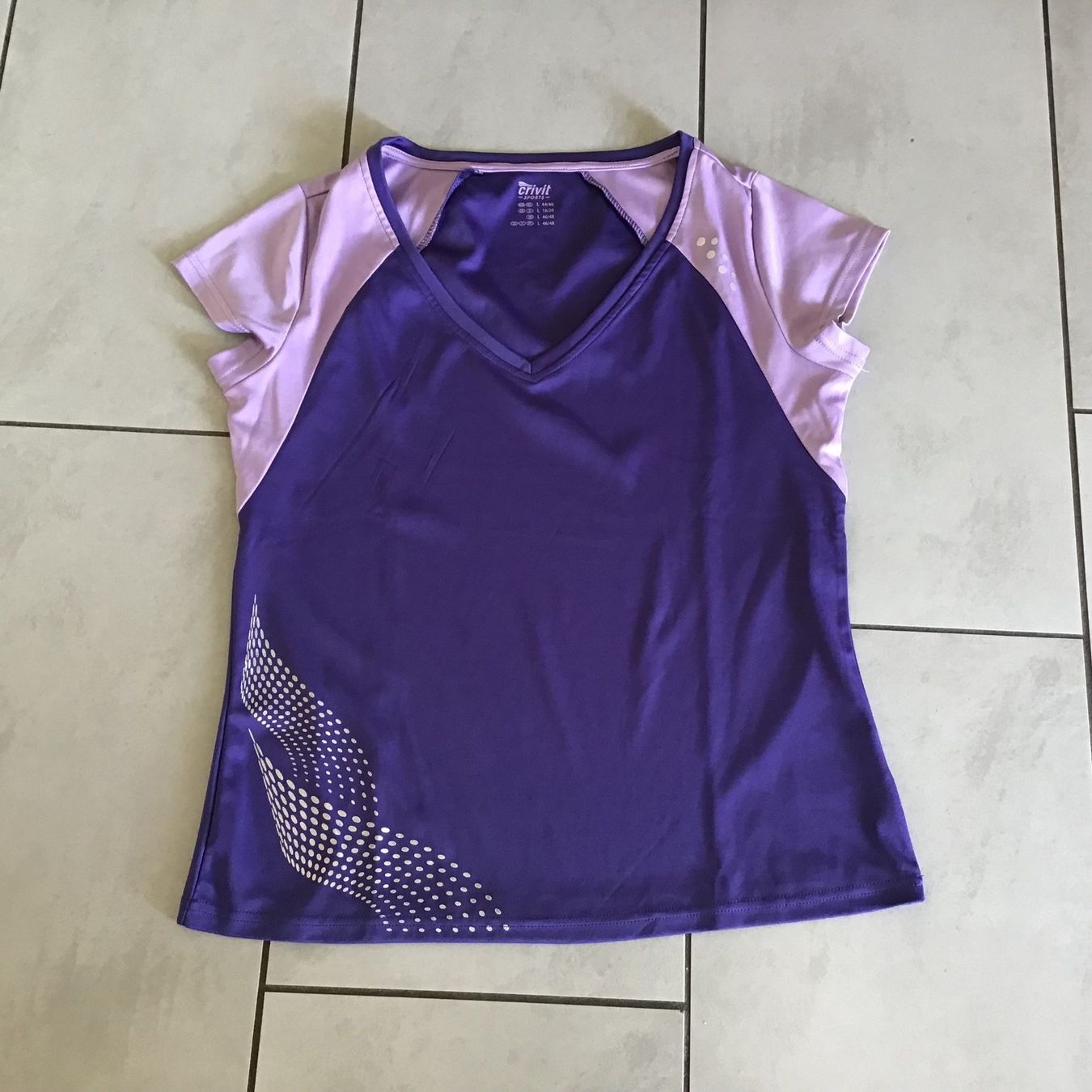 T-Shirts: Sport Shirt  L 44/46 – Gebraucht aus Trimbach von gregy69s