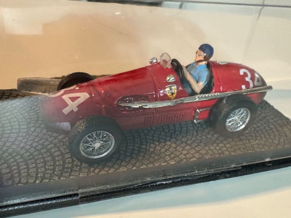 ALTAYA F1 FERRARI 500 F2 #101 Alberto Ascari Champion Du Monde 1952 1/43 LAF1728 EUR 32,17 - FR