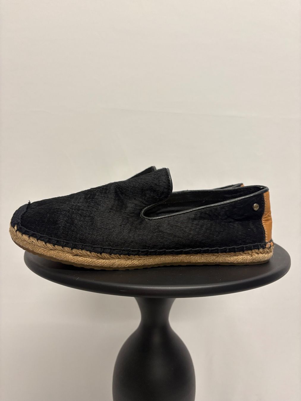 Ugg Scarpe da donna: UGG Espadrilles schwarz Gr. 38 Slipper Fell Sandrinne – Nuovo (secondo la descrizione) da Regensdorf venduto da secondchancefashion