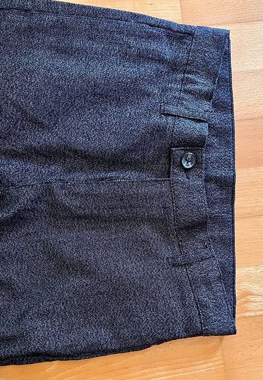 Pantaloni: Hose – Usato da Horgen venduto da braids3 2