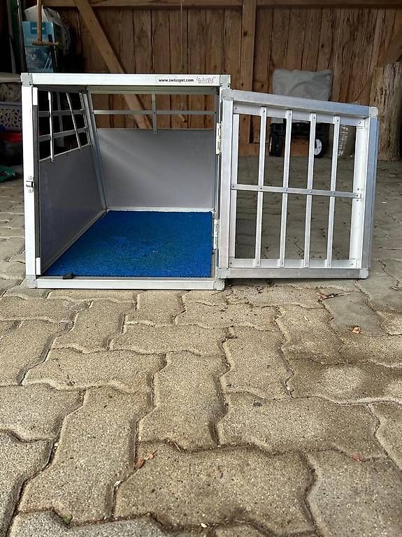Autos: Hunde BOX – D'occasion à Trimstein par Kira054