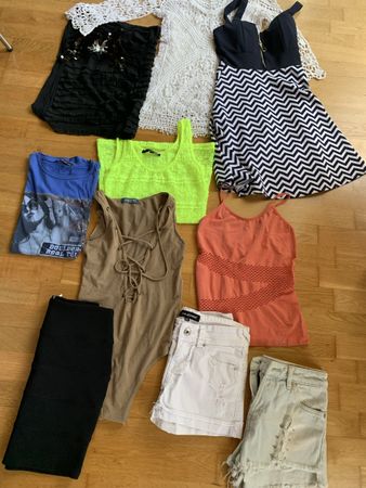 Kleiderpaket/Sommerkleider  gr XS👗☀️♻️