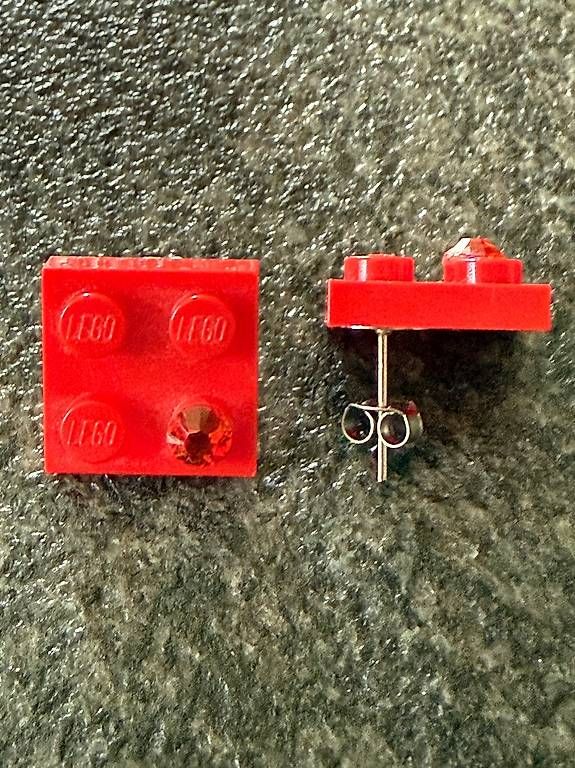 Orecchini pendenti & Orecchini a lobo: Original LEGO 2x2 Quadrat Ohr Ohrstecker rot – Nuovo e nell'imballaggio originale da Muttenz venduto da Fantom03 2
