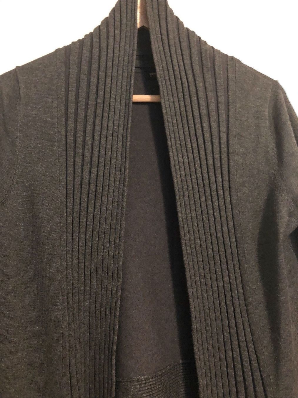 Gerry Weber Giacche: Schöne Damenstrickjacke von Gerry Weber – Usato da Buchs-ZH venduto da Birikina 2