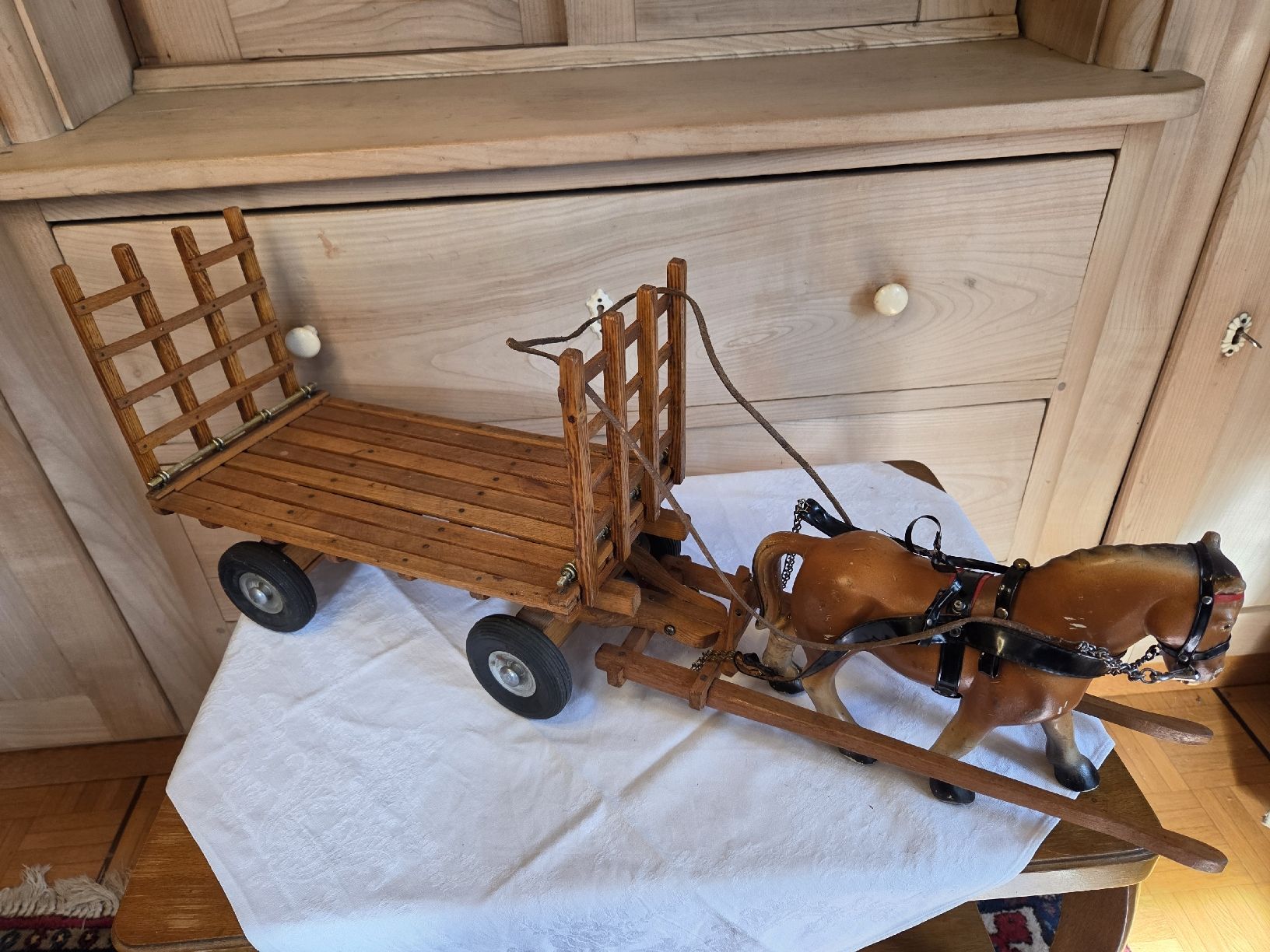 Giocattoli: Holzpferd mit Wagen, Made in Western Germany – Usato da Muotathal venduto da sch_h6cz 1