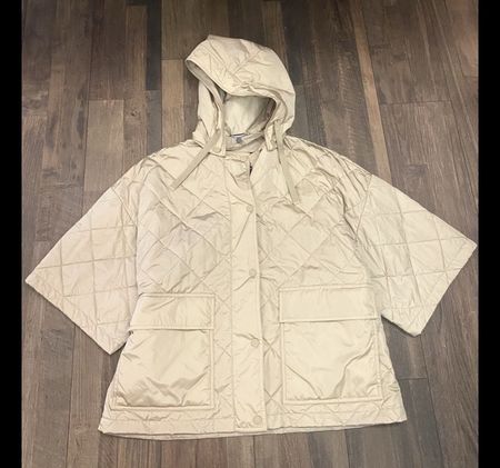 Max Mara Weekend Steppjacke beige mit Kapuze 