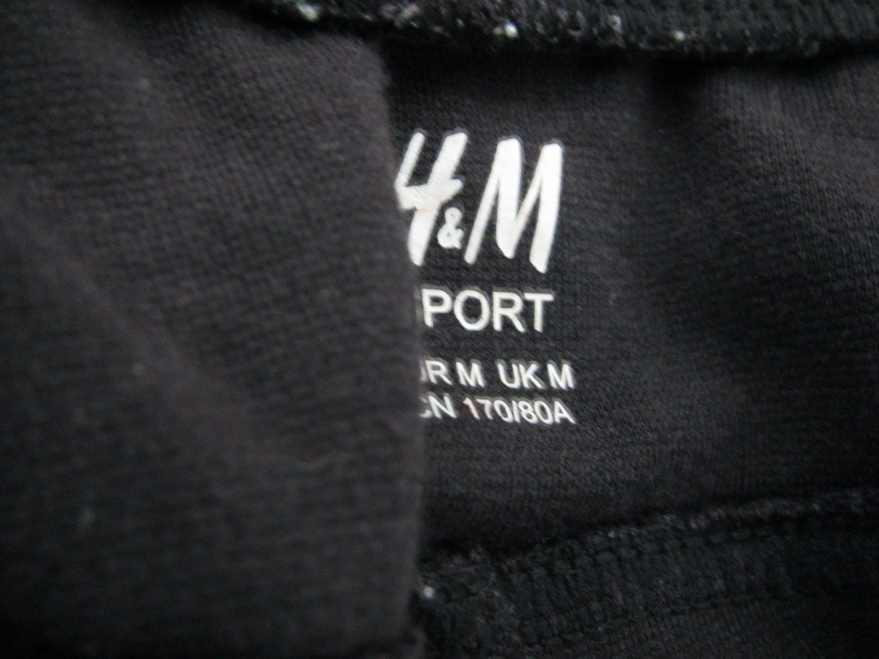H&M Pantaloni: PANTALON DE SPORT OU INTERIEUR – Usato da Murten venduto da Selliot 3