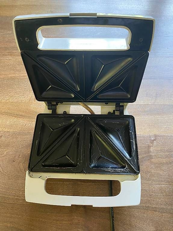 Elettrodomestici da cucina: Sandwich Toaster – Usato da Rapperswil BE venduto da Hortensie76 1