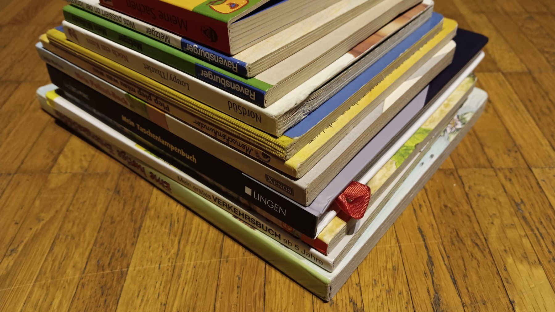 Libri: Kinderbücher mit dickem Karton, – Usato da Dietikon venduto da Rabia 3