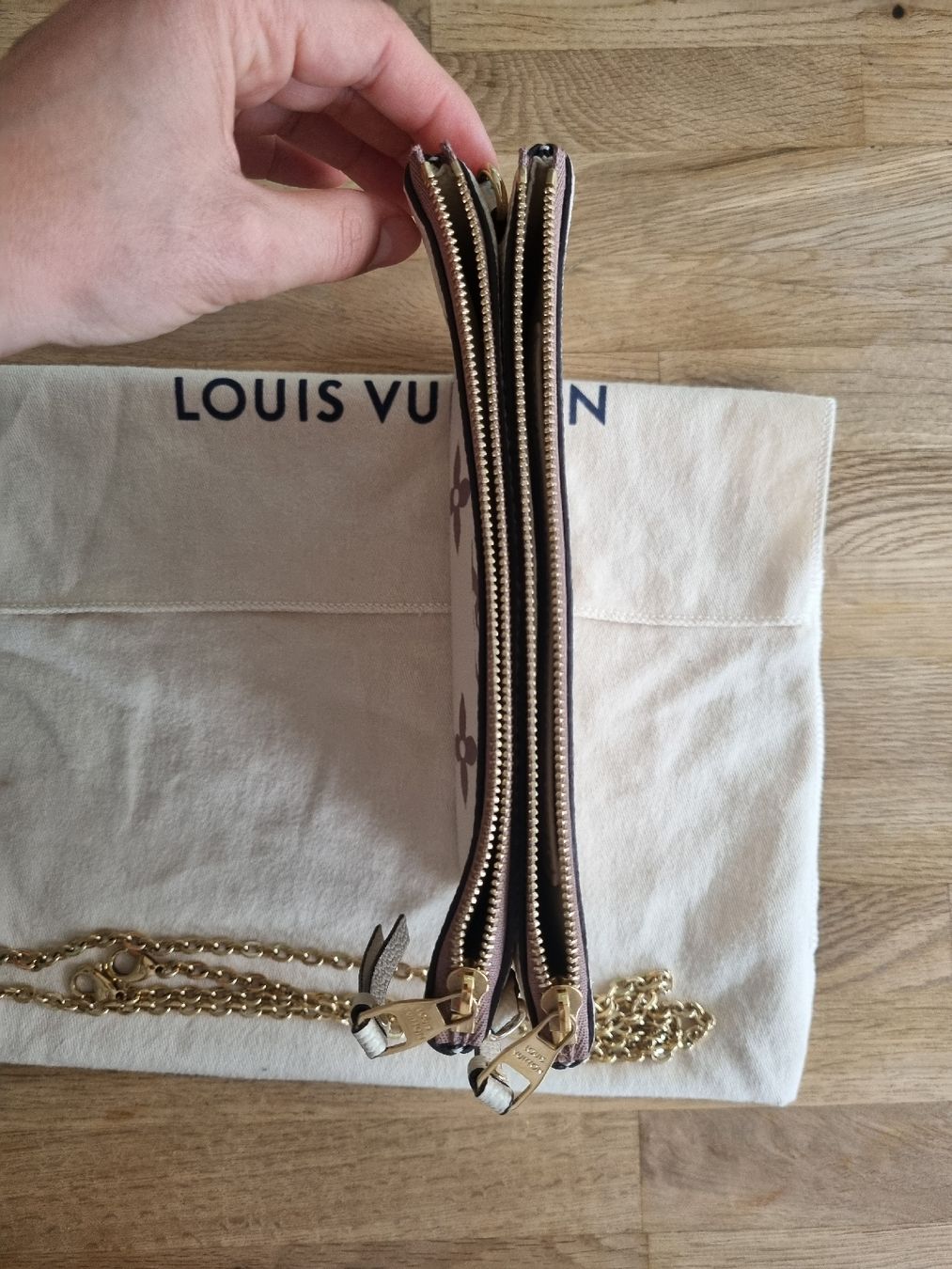 Louis Vuitton Borse da donna: magnifique pochette Louis Vuitton double zip – Nuovo (secondo la descrizione) da Pont de la morge venduto da tatianar96 2
