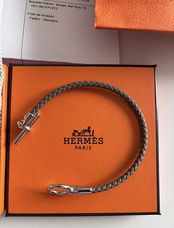 Armbänder & -reifen: Hermès  bracelet Glénan  – Neu und originalverpackt aus Chavornay von StVanessaCH