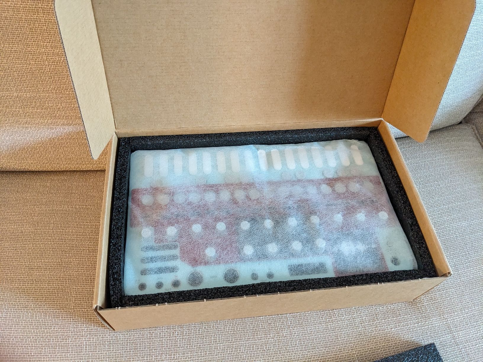 Musikinstrumente: SONICWARE - Liven LoFi 6 – Neu (gemäss Beschreibung) aus Sion von Dom1957 3