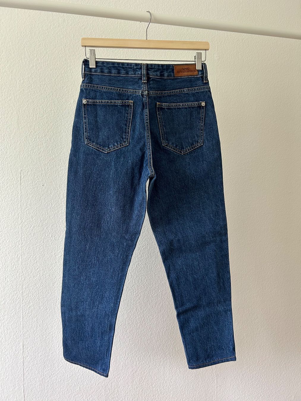 Mango Jeans: MANGO MOM jeans – Usato da Zürich venduto da _nathalie_ 1
