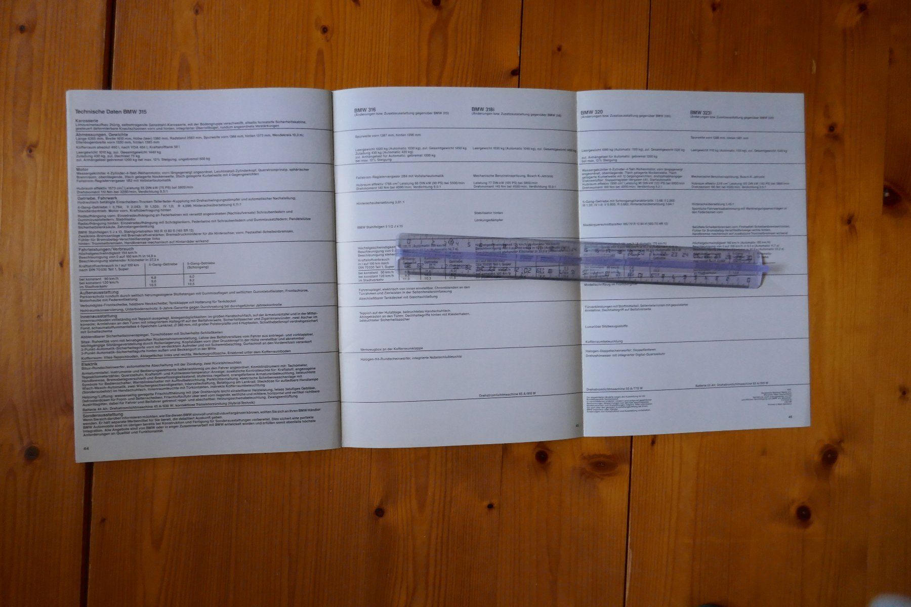 BMW Documents: BMW  3er  Originalprospekt – D'occasion à Madiswil par ML911 8