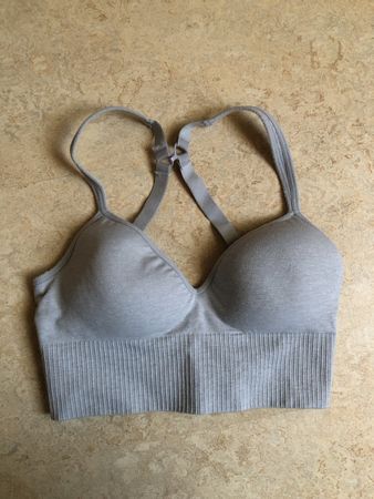 Sport-BH von OYSHO, XS/75B