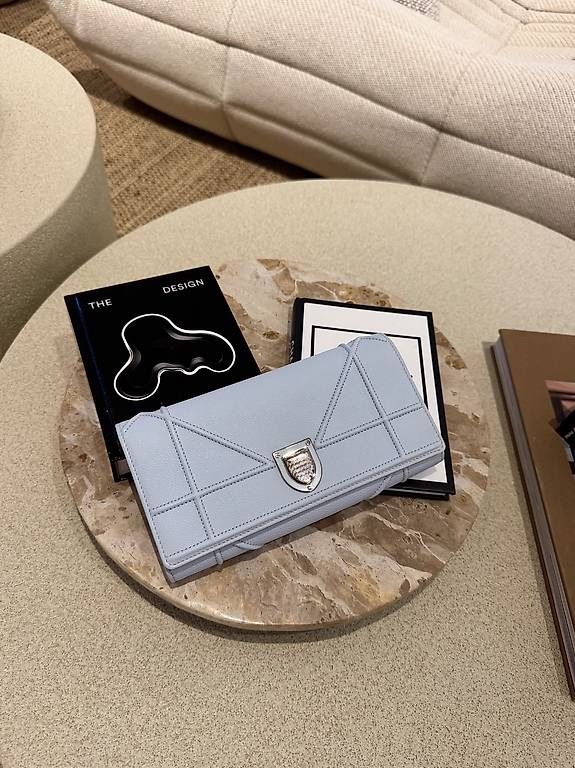 Dior Borse: DIOR CLUTCH BLUE – Usato da Schwyz venduto da bofb 3