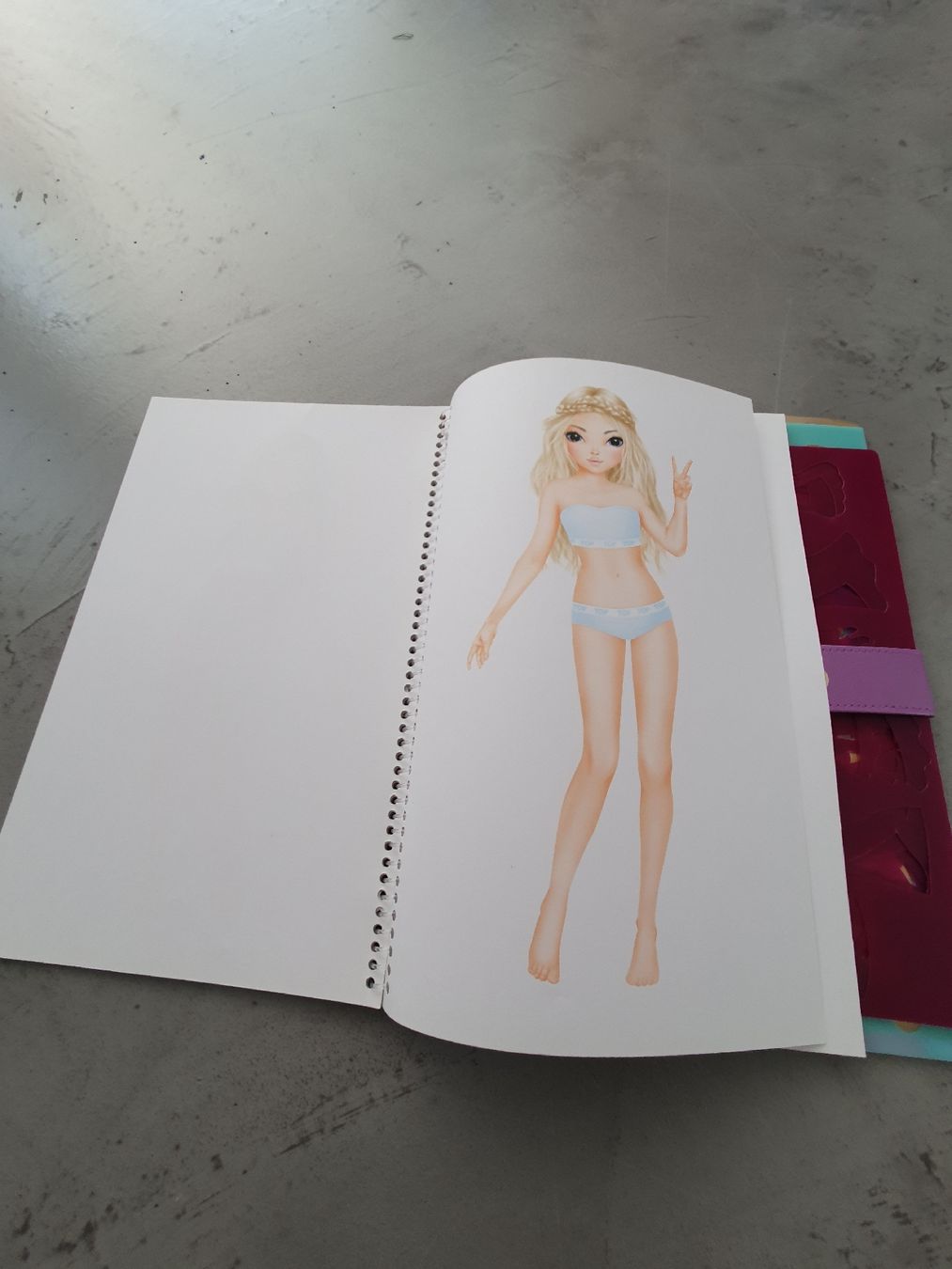 Kits de loisir créatif: Top Model Kreativ-Bücher, 3 Stück – D'occasion à Steinach par Xamax18 2