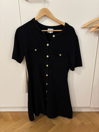 Schönes schwarzes Kleid Grösse M