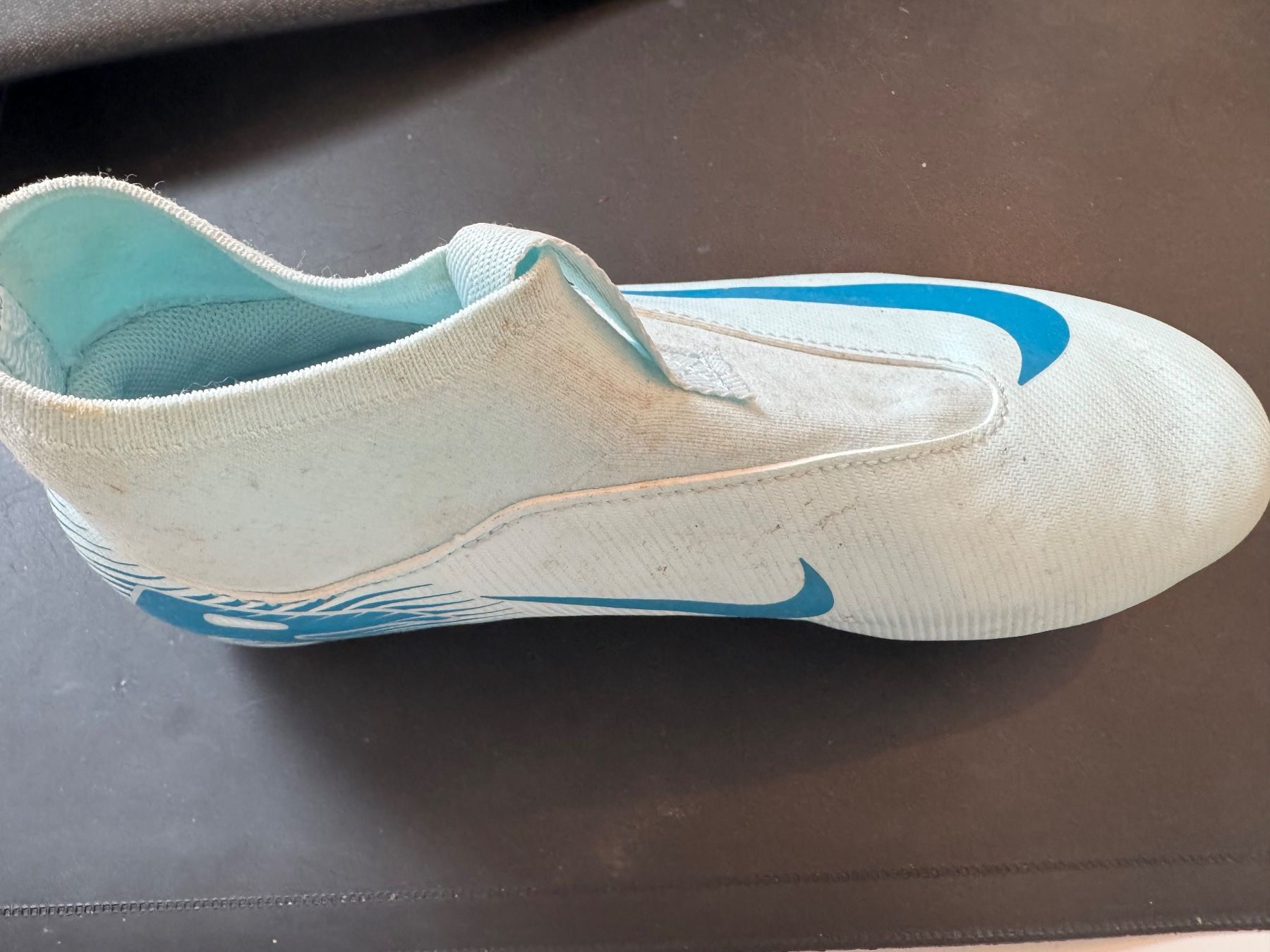 Altro in Alpinismo & Escursioni: Nike foot 36 – Usato da Chatelaine venduto da lae_7h8n