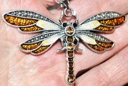 Halskette 1346 – Libelle – 7 x 4 cm